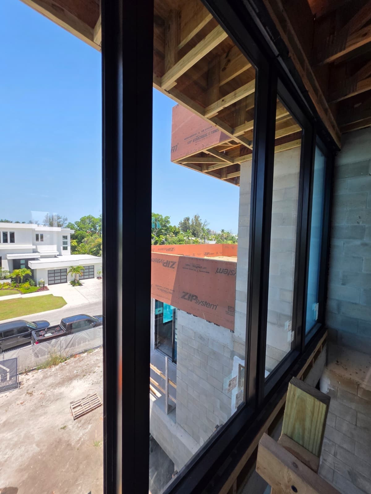 Modern on Lido — Elysian Homes project photo 9