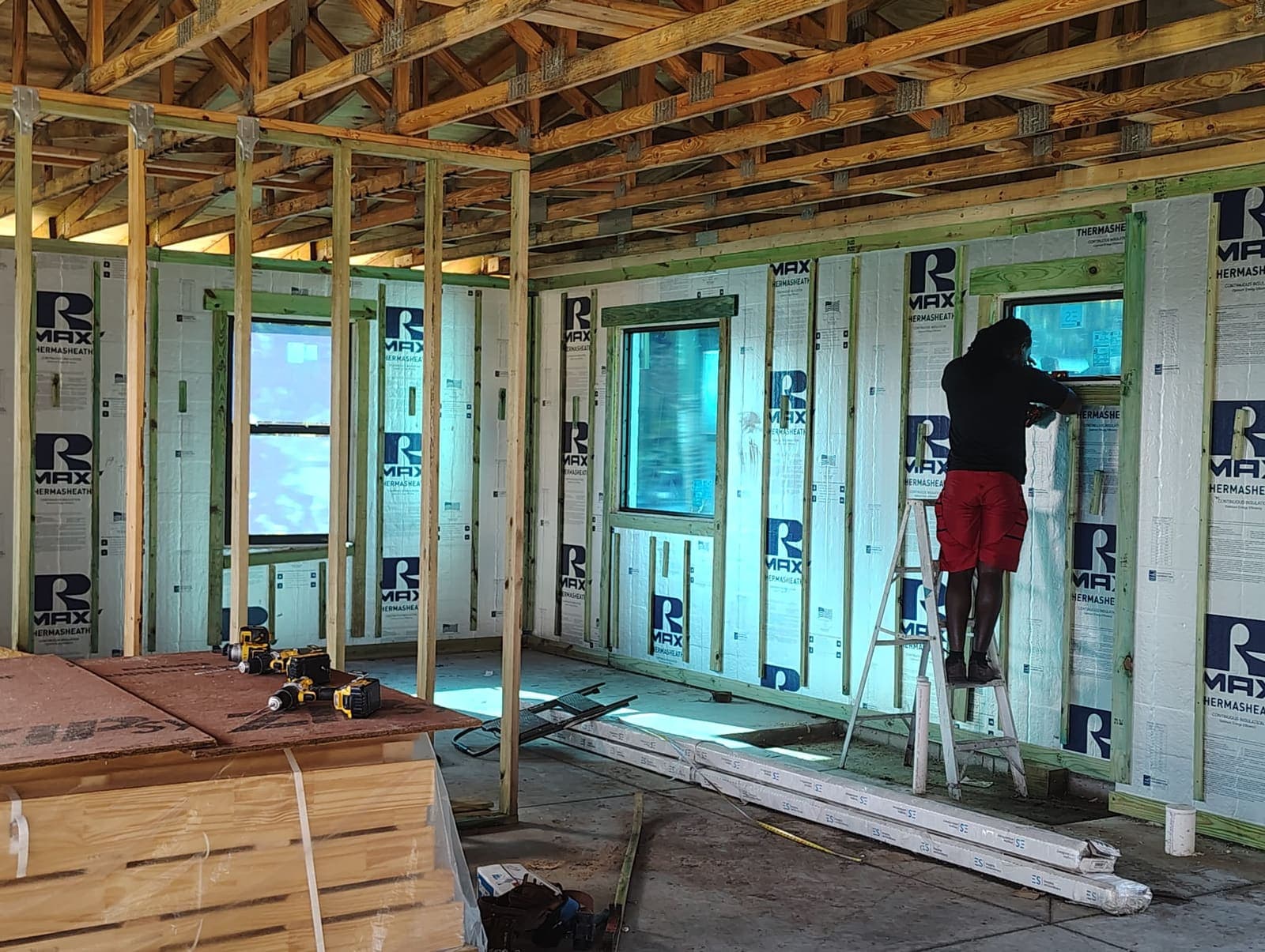 Modern on the River — Elysian Homes project photo 30